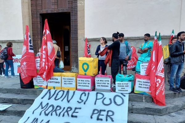 Insubordinati. Lo sfruttato mestiere di rider